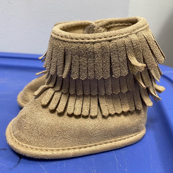 First Steps, Stepping Stones Moccasins baby 3-6 months VERY CUTE - Picture 5 of 13